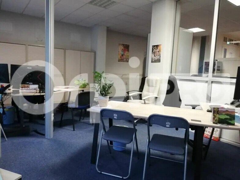Local d’activités dans Limoges à louer - Photo de l’immeuble – Image 2 sur 15