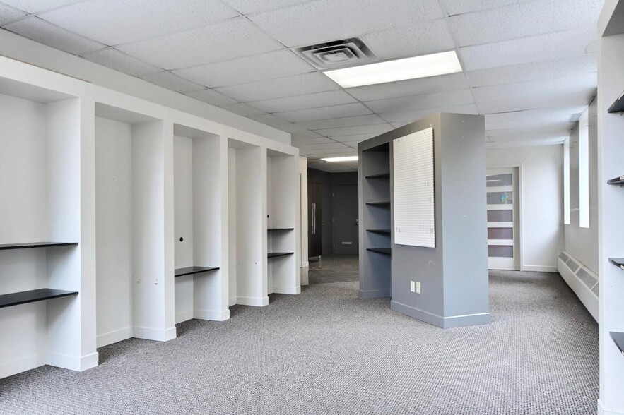 2383 Ch Sainte-Foy, Québec, QC à louer - Photo intérieure – Image 2 sur 4