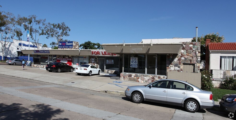 1251-1257 Rosecrans St, San Diego, CA à louer - Photo de l’immeuble – Image 3 sur 3