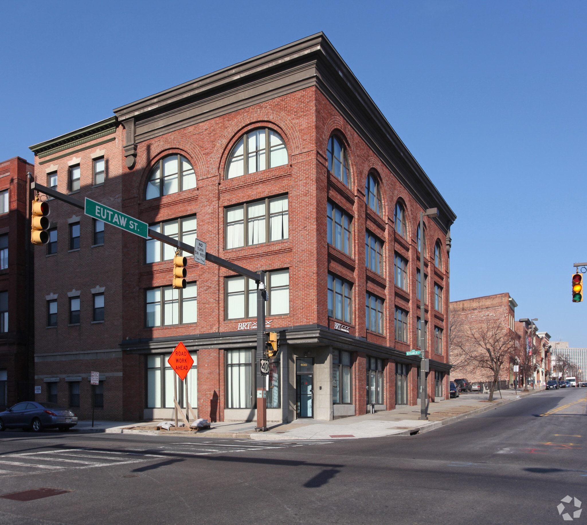 400 W Franklin St, Baltimore, MD à louer Photo principale– Image 1 sur 26
