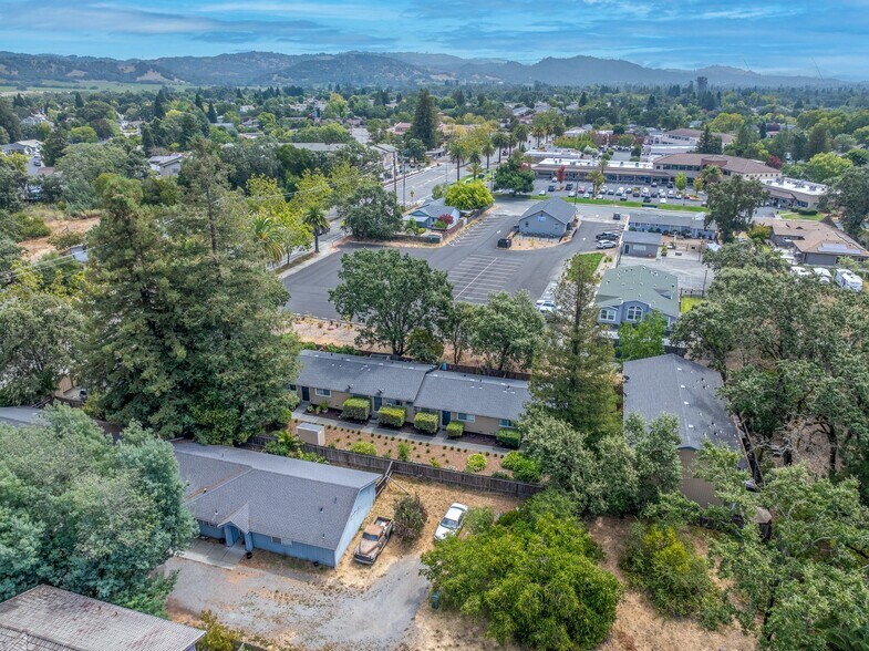 8585 Old Redwood Hwy, Windsor, CA à vendre - Photo de l’immeuble – Image 2 sur 9