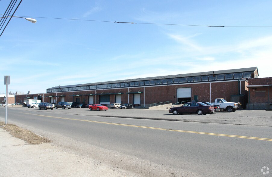 179 Park Ave, East Hartford, CT à louer - Photo principale – Image 1 sur 12