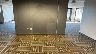 750 Holiday Dr, Pittsburgh, PA à louer Photo intérieure– Image 2 sur 14