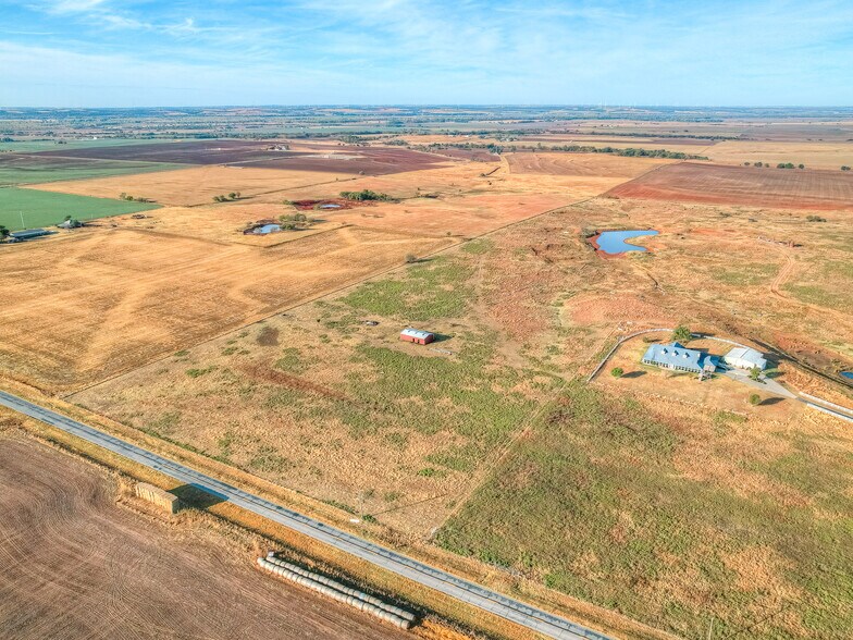 11200 S Airport Rd, Union City, OK à vendre - Photo de l’immeuble – Image 3 sur 5