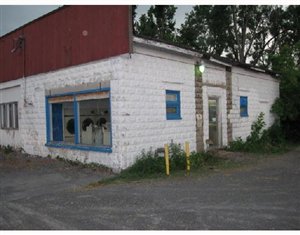 52 Cedar St, Akron, NY à vendre - Photo principale – Image 1 sur 2