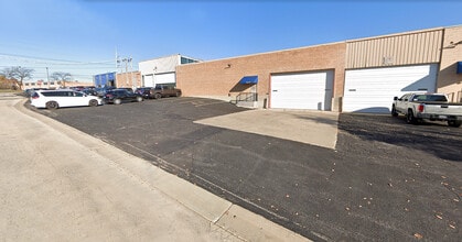 801-805 N State St, Elgin, IL à louer Photo de l’immeuble– Image 1 sur 7