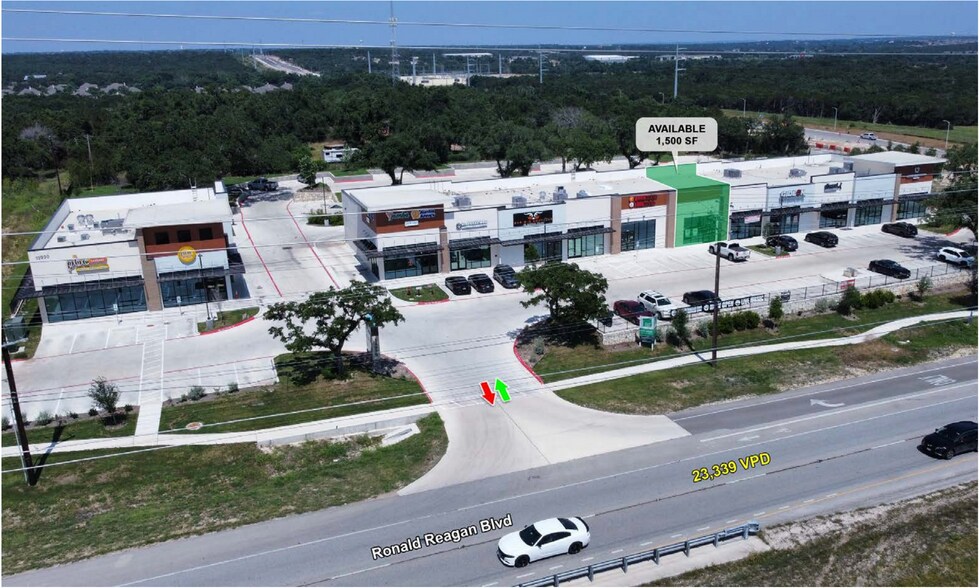 13920 W Ronald Reagan Blvd, Leander, TX à louer - Photo de l’immeuble – Image 3 sur 7