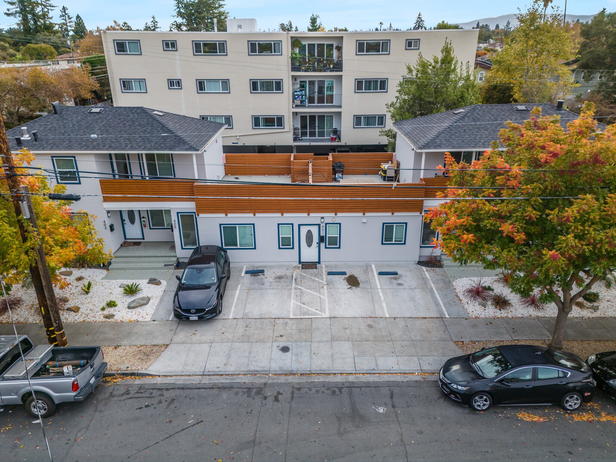 403 Vera Ave, Redwood City, CA à vendre Photo de l’immeuble– Image 1 sur 42