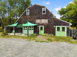Plus de détails pour 152 Fairfield St, Oakland, ME - Local d’activités à vendre