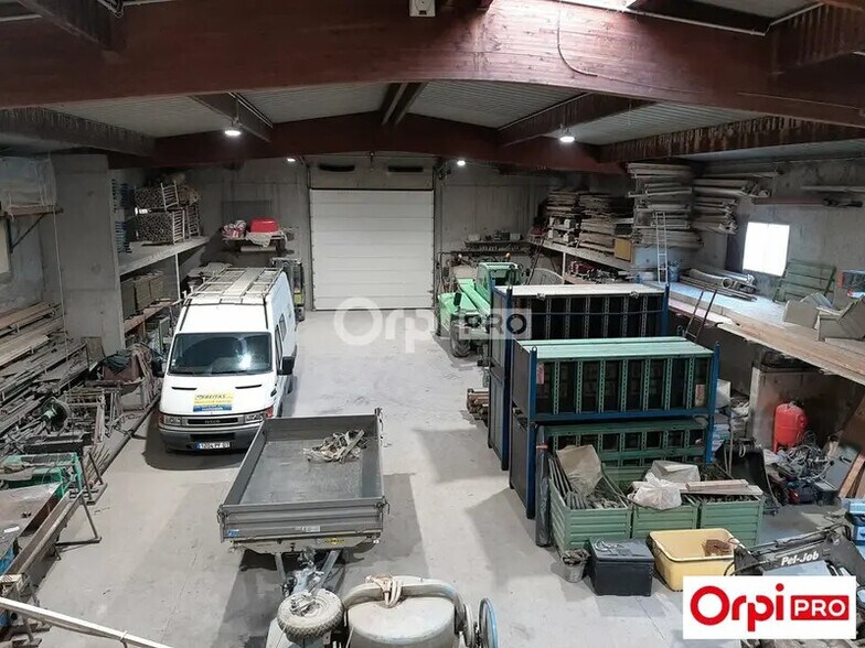 Local d'activités dans Charmes-sur-Rhône à vendre - Photo intérieure – Image 2 sur 9