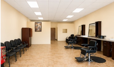 43990 Golf Center Pky, Indio, CA à louer Photo intérieure– Image 1 sur 1