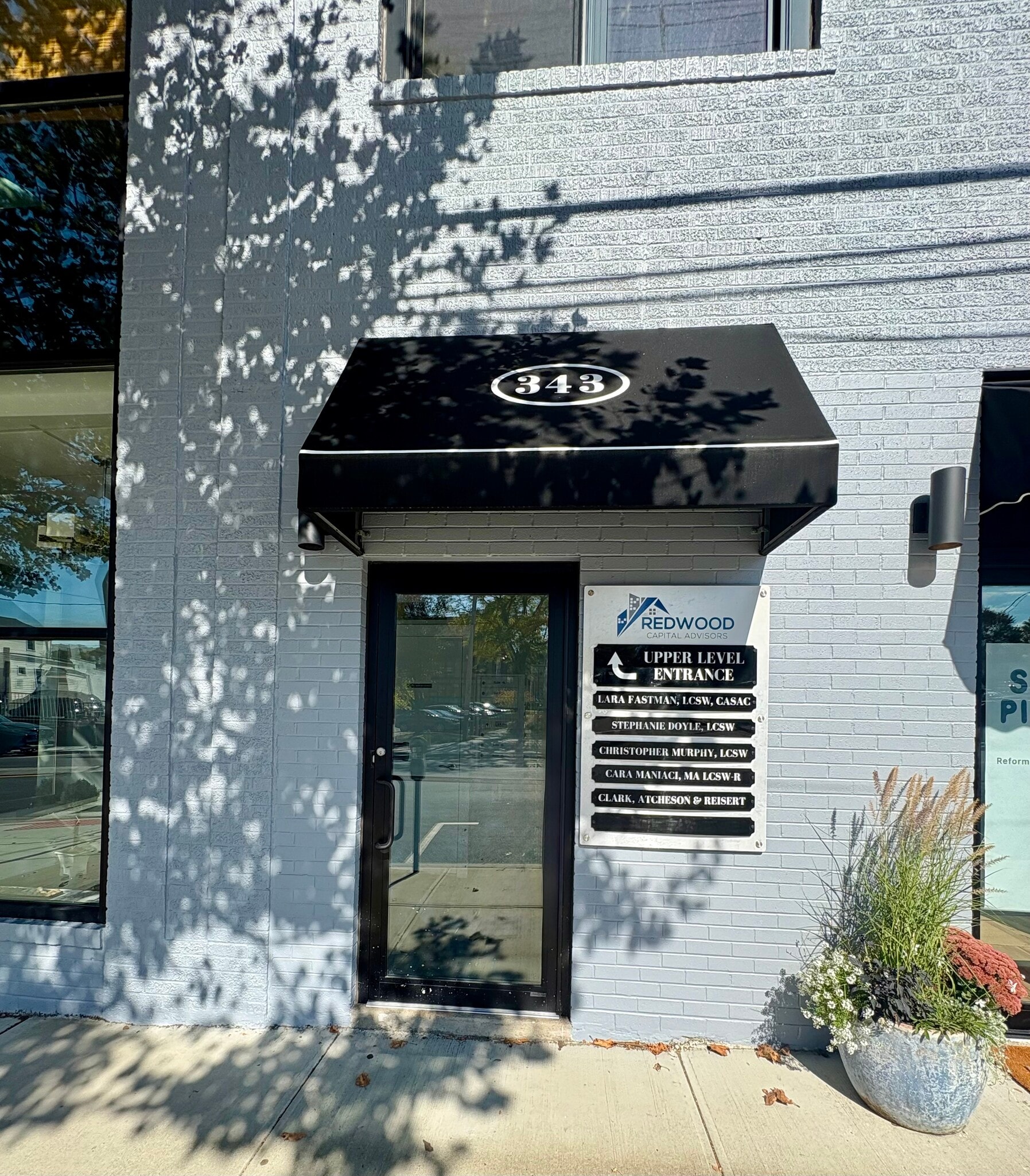 343 Manville Rd, Pleasantville, NY à louer Photo intérieure– Image 1 sur 14