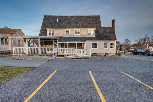 4902 W Genesee St, Camillus, NY à vendre - Photo de l’immeuble – Image 2 sur 27