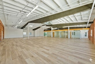 2440 S Sepulveda Blvd, Los Angeles, CA à louer Photo intérieure– Image 1 sur 13