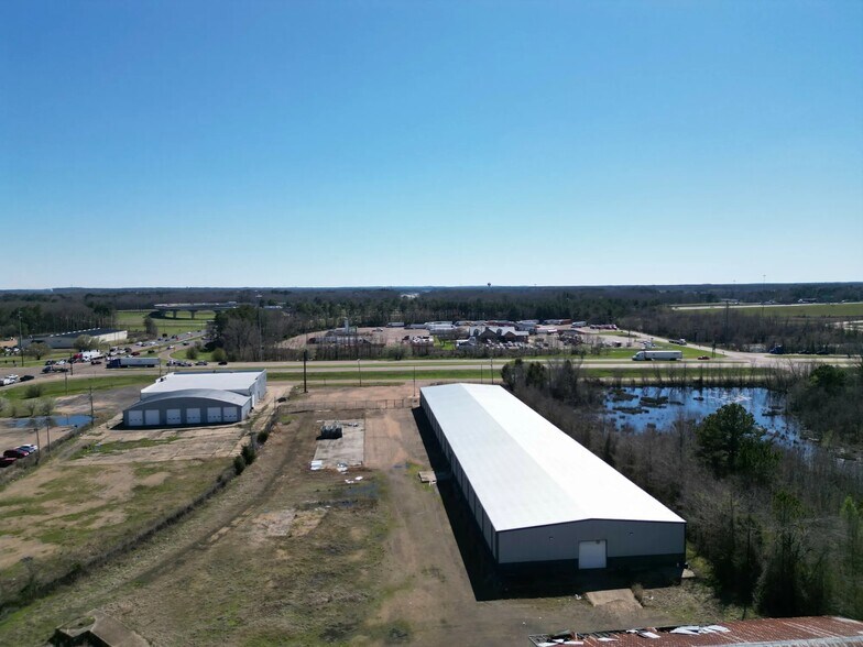 710 Us-80, Flowood, MS à louer - Photo de l’immeuble – Image 3 sur 13