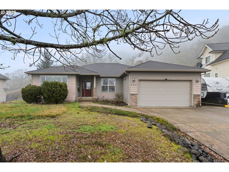 849 North View Dr, Winchester, OR à vendre - Photo principale – Image 1 sur 1