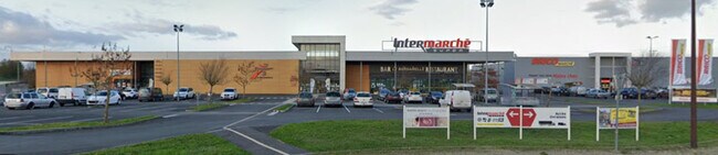Plus de détails pour Local commercial à louer