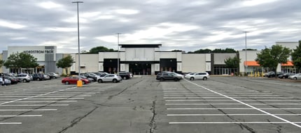 200-380 Grossman Dr, Braintree, MA à louer Photo de l’immeuble– Image 1 sur 2