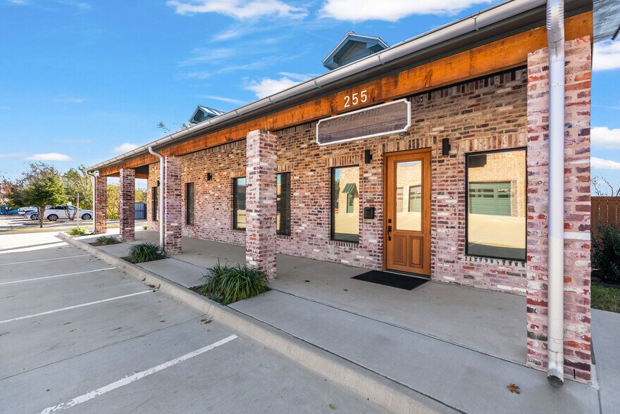 255 W Princeton Dr, Princeton, TX à louer - Photo de l’immeuble – Image 1 sur 10