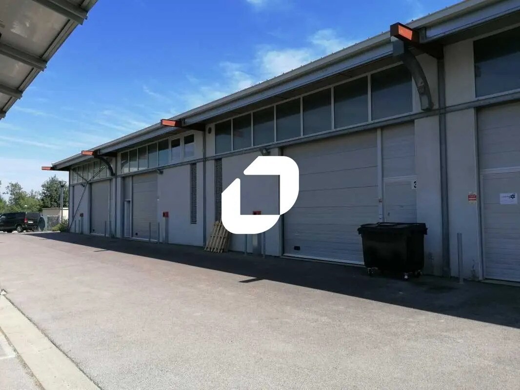 Bureau dans Castries à louer Photo de l’immeuble– Image 1 sur 4