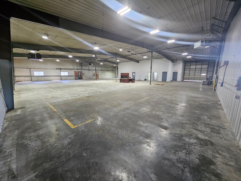 5500 NE Quam Ave, Saint Michael, MN à louer - Photo de l’immeuble – Image 2 sur 13