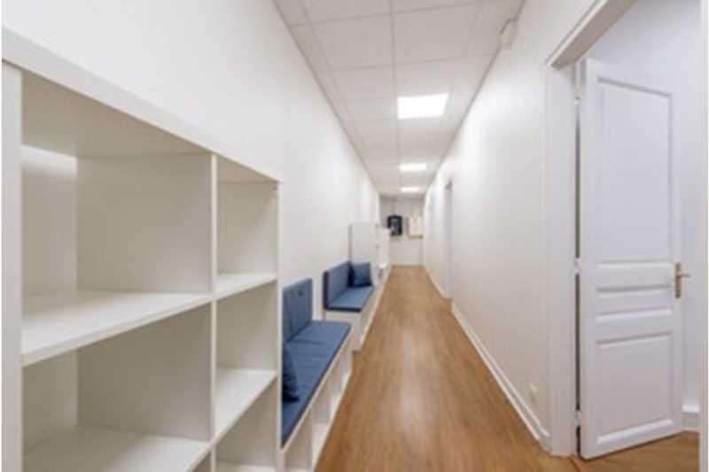 2 Square Trudaine, Paris à louer - Photo intérieure – Image 3 sur 5