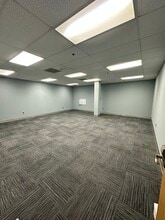 2211-2213 S Military Hwy, Chesapeake, VA à louer Photo intérieure– Image 2 sur 4