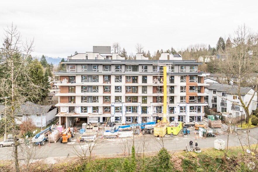 148-154 James Rd, Port Moody, BC à vendre - Photo de l’immeuble – Image 2 sur 2