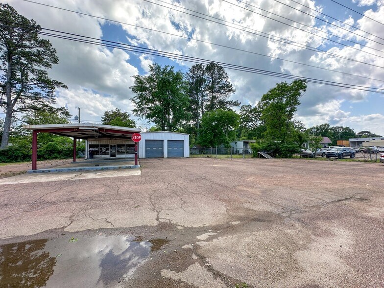 804 Alabama St, Columbus, MS à vendre - Photo de l’immeuble – Image 3 sur 4