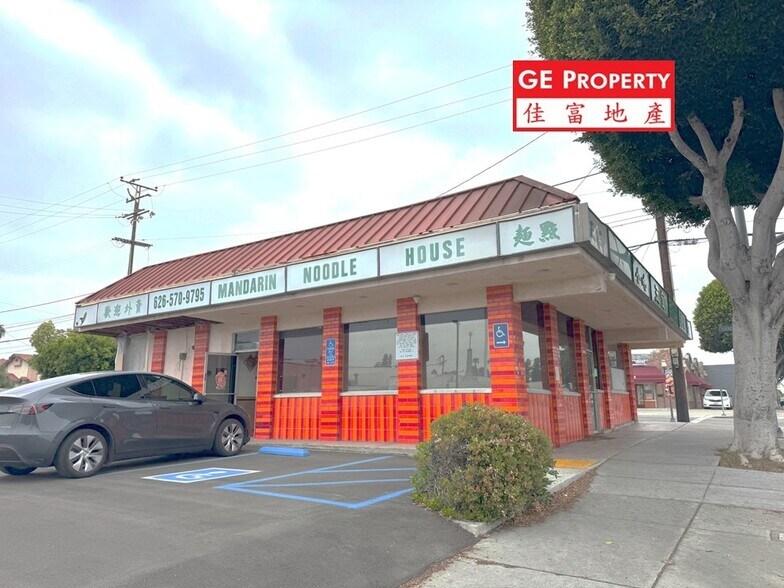 701 W Garvey Ave, Monterey Park, CA à louer - Photo de l’immeuble – Image 1 sur 6