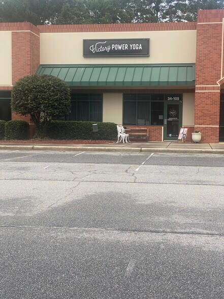 34 Oleander Dr, Clayton, NC à louer - Photo de l’immeuble – Image 2 sur 4