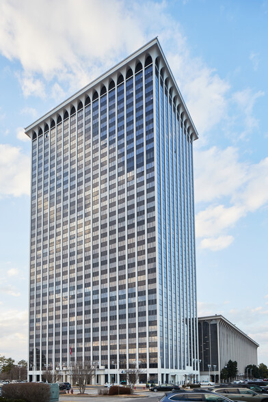5100 Poplar Ave, Memphis, TN à louer - Photo de l’immeuble – Image 3 sur 19