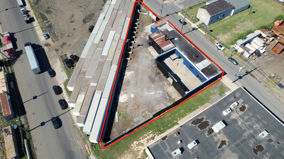 250 Mechanic St, Camden, NJ à vendre - Photo de l’immeuble – Image 2 sur 24