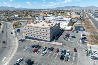 7878 E Gateway Blvd, El Paso, TX - VUE AÉRIENNE  vue de carte