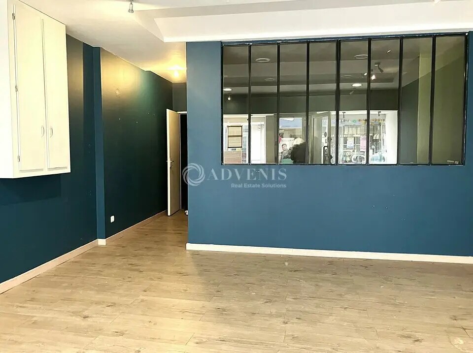 Local commercial dans Bourges à vendre Photo de l’immeuble– Image 1 sur 4