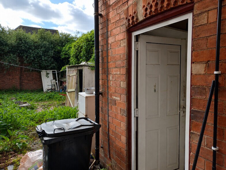 197 Uppingham Rd, Leicester à vendre - Photo de l’immeuble – Image 2 sur 5