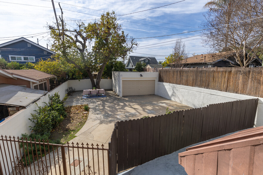 3170-3172 Larga Ave, Los Angeles, CA à vendre - Photo de l’immeuble – Image 2 sur 27