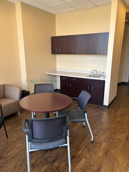16-18 W Van Buren St, Joliet, IL à vendre - Photo de l’immeuble – Image 3 sur 15
