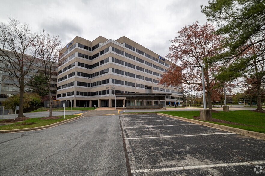 2277 Research Blvd, Rockville, MD à louer - Photo de l’immeuble – Image 3 sur 5