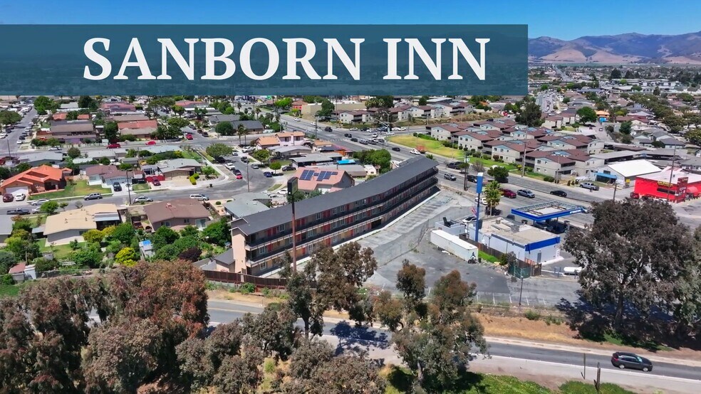 180 S Sanborn Rd, Salinas, CA à vendre - Vidéo sur l’annonce professionnelle – Image 2 sur 6