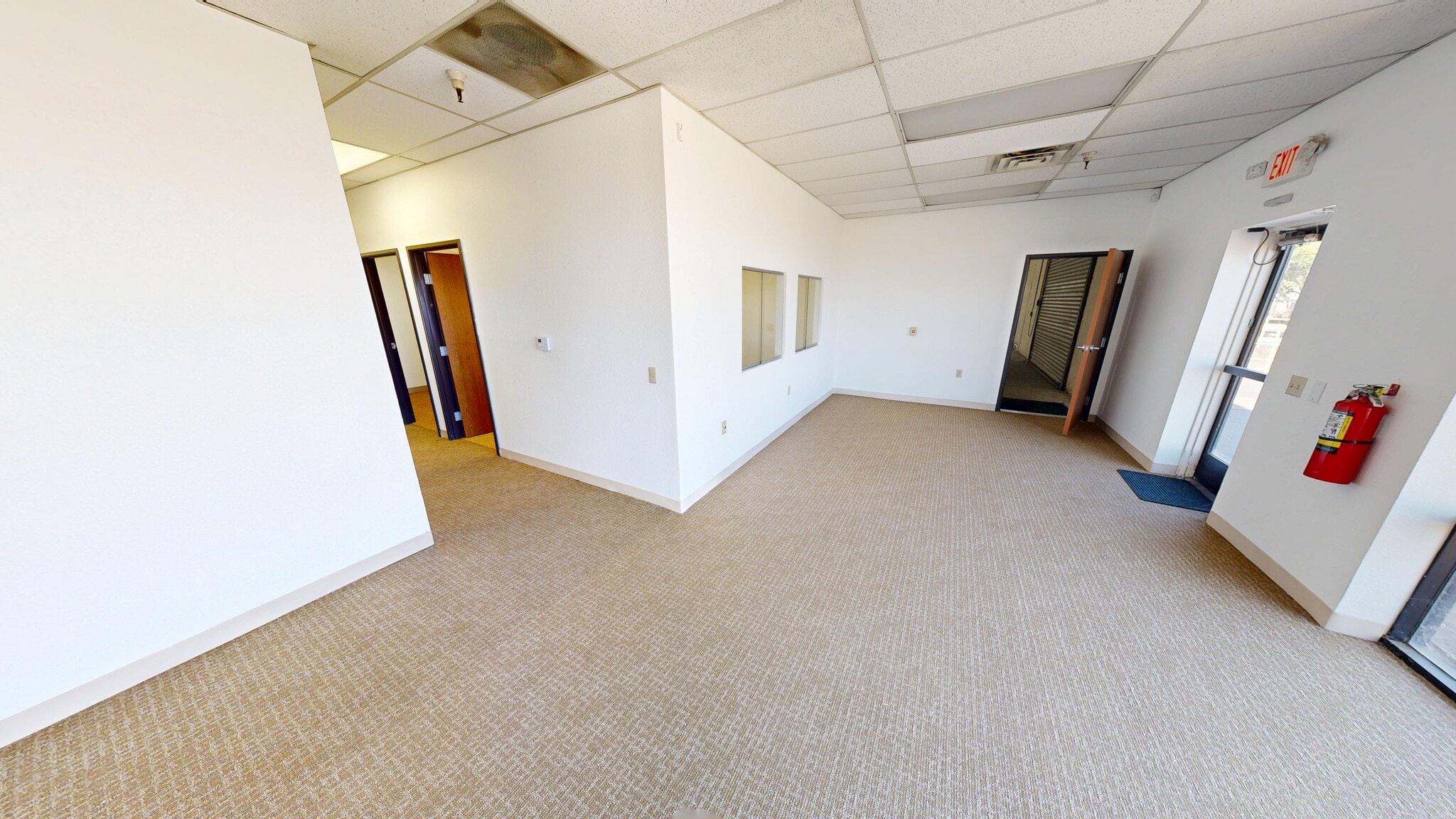 8450 Belvedere Ave, Sacramento, CA à louer Photo intérieure– Image 1 sur 5