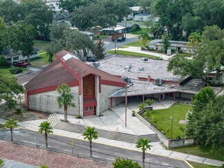 Plus de détails pour 211 Easton Dr, Lakeland, FL - Spécialisé à vendre