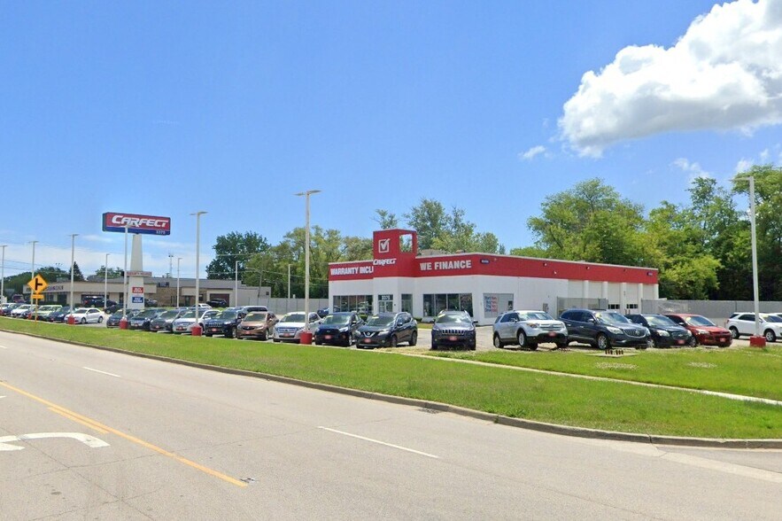 3375 W Grand Ave, Waukegan, IL à vendre - Photo de l’immeuble – Image 3 sur 13