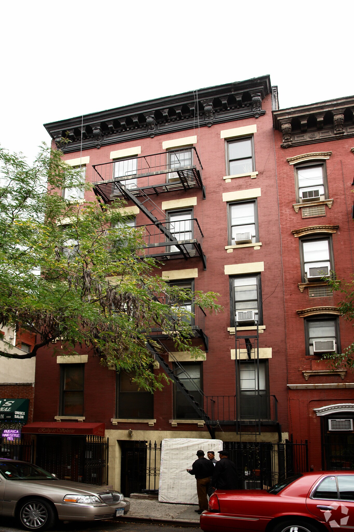 457 W 50th St, New York, NY à louer Photo principale– Image 1 sur 4