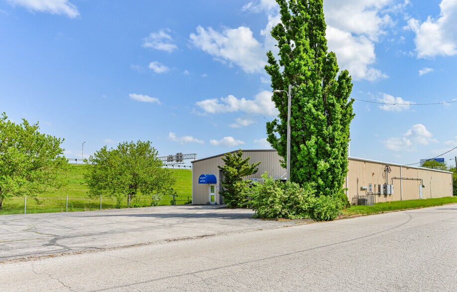 6556 Jonas Pl, Berkeley, MO à vendre - Photo de l’immeuble – Image 3 sur 22