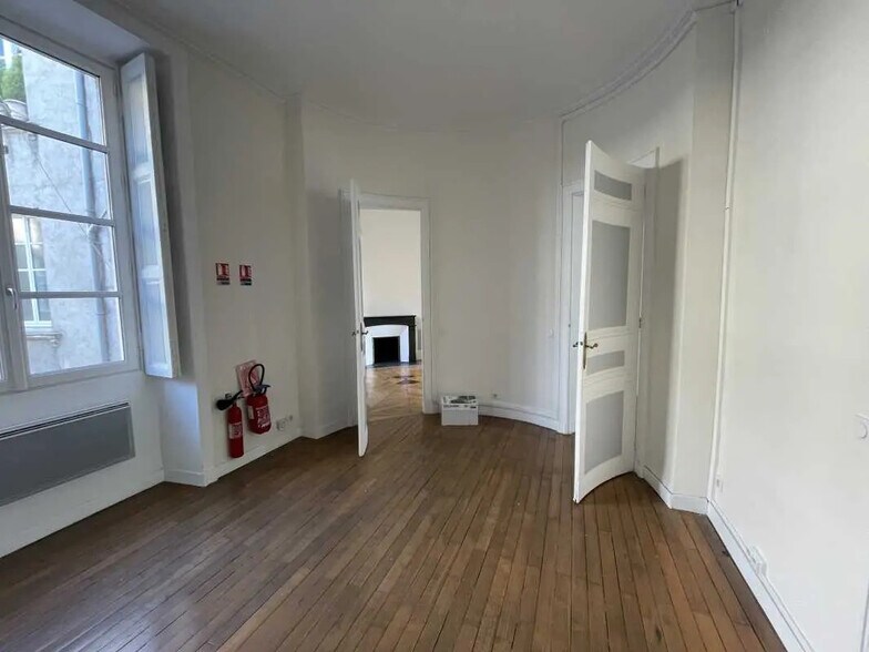 2 Rue Guépin, Nantes à louer - Photo intérieure – Image 2 sur 4