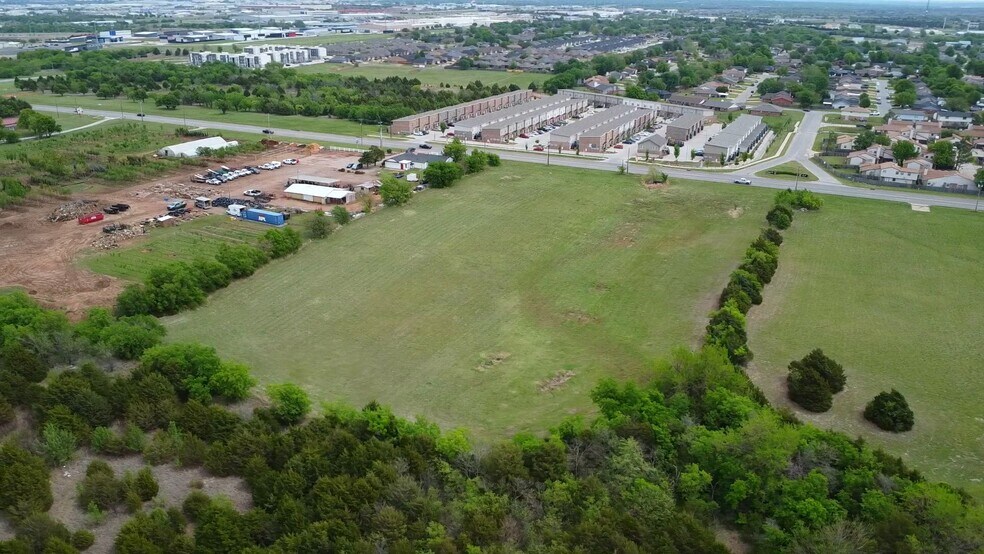 11801 N Western Ave, Oklahoma City, OK à vendre - Vidéo sur l’annonce professionnelle – Image 2 sur 4