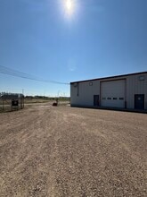 5501 55 St, Bonnyville, AB à louer Photo intérieure– Image 2 sur 9