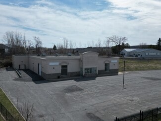 Plus de détails pour 2747 Chamberland St, Rockland, ON - Local commercial à louer