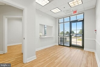 75 Thomas Johnson Dr, Frederick, MD à louer Photo intérieure– Image 2 sur 4